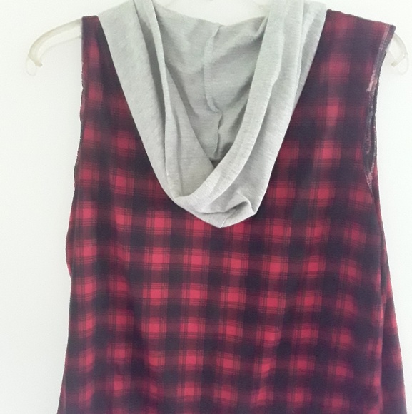Vest - Picture 2 of 2